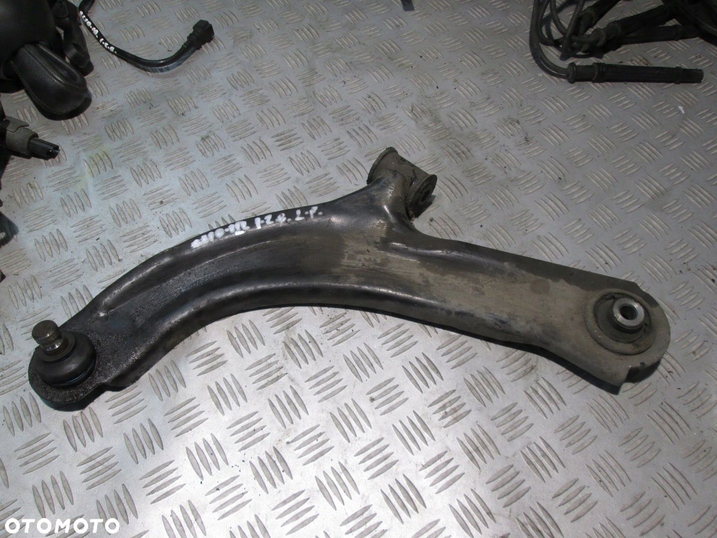 WAHACZ LEWY PRZÓD PRZEDNI RENAULT MODUS CLIO 3 III 05- - 1