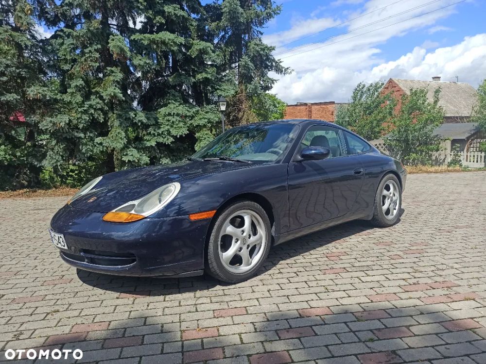 Porsche 911 Carrera - 3