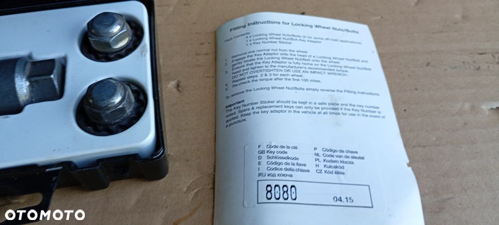Śruba śruby koła kół zabezpieczające nakrętki Kia Sportage III - 5
