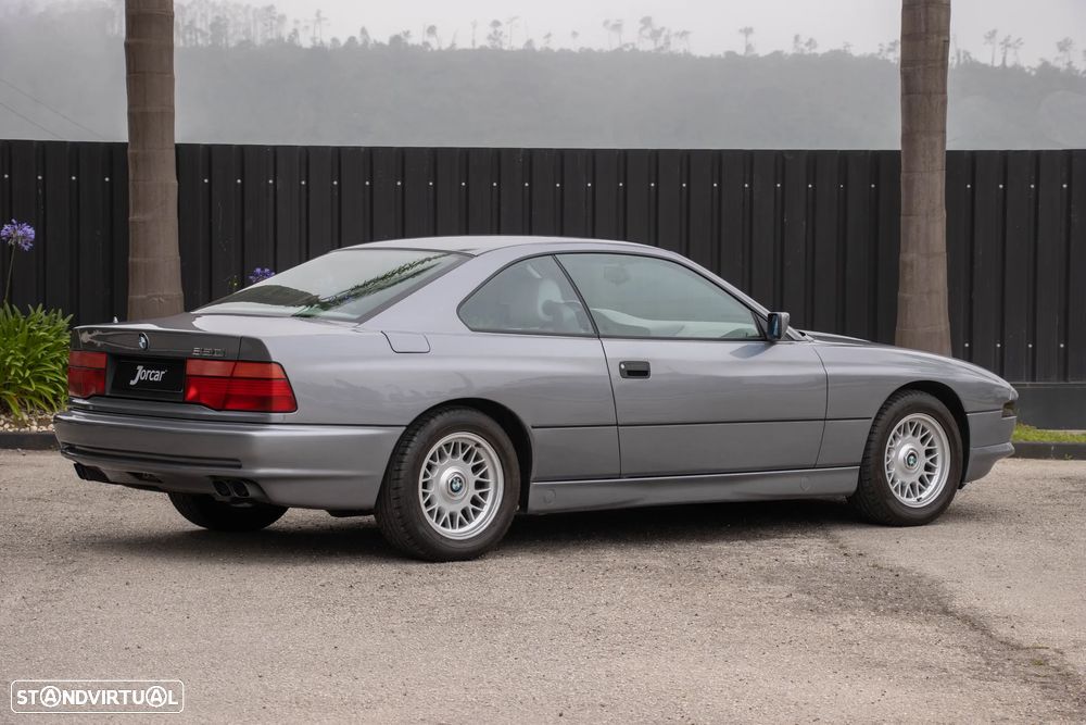 BMW 850 i A - 19