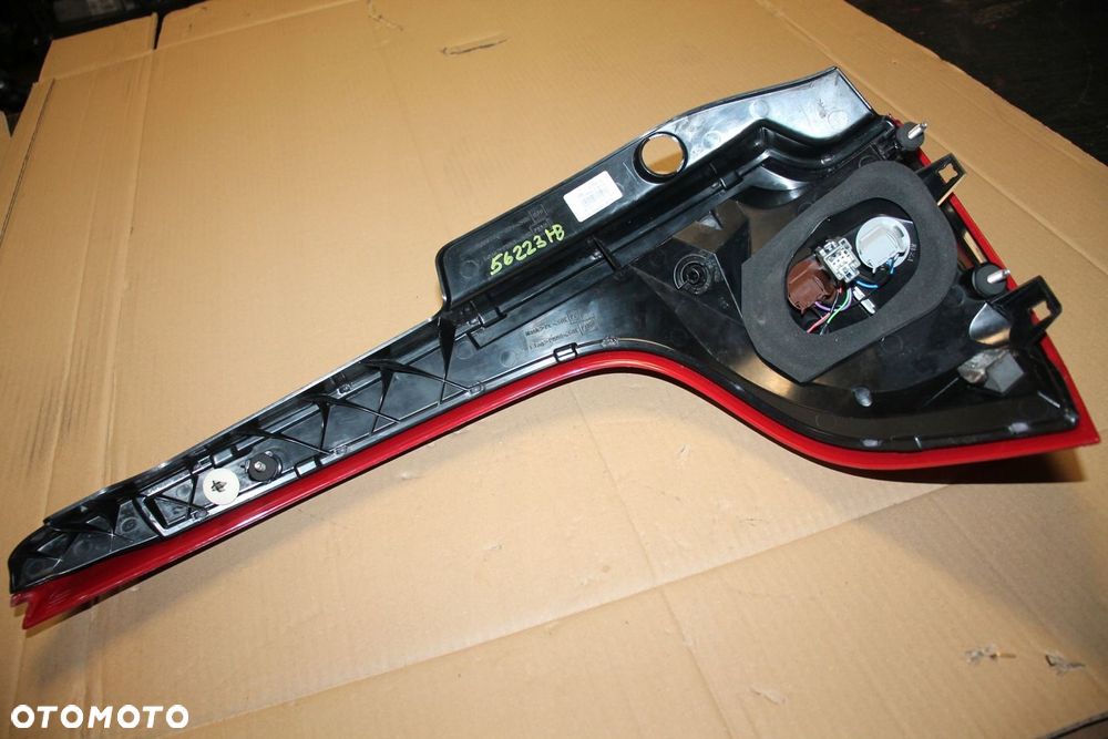 VOLVO XC60 TYLNA PRAWA LAMPA TYŁ PRAWY IGŁA - 5