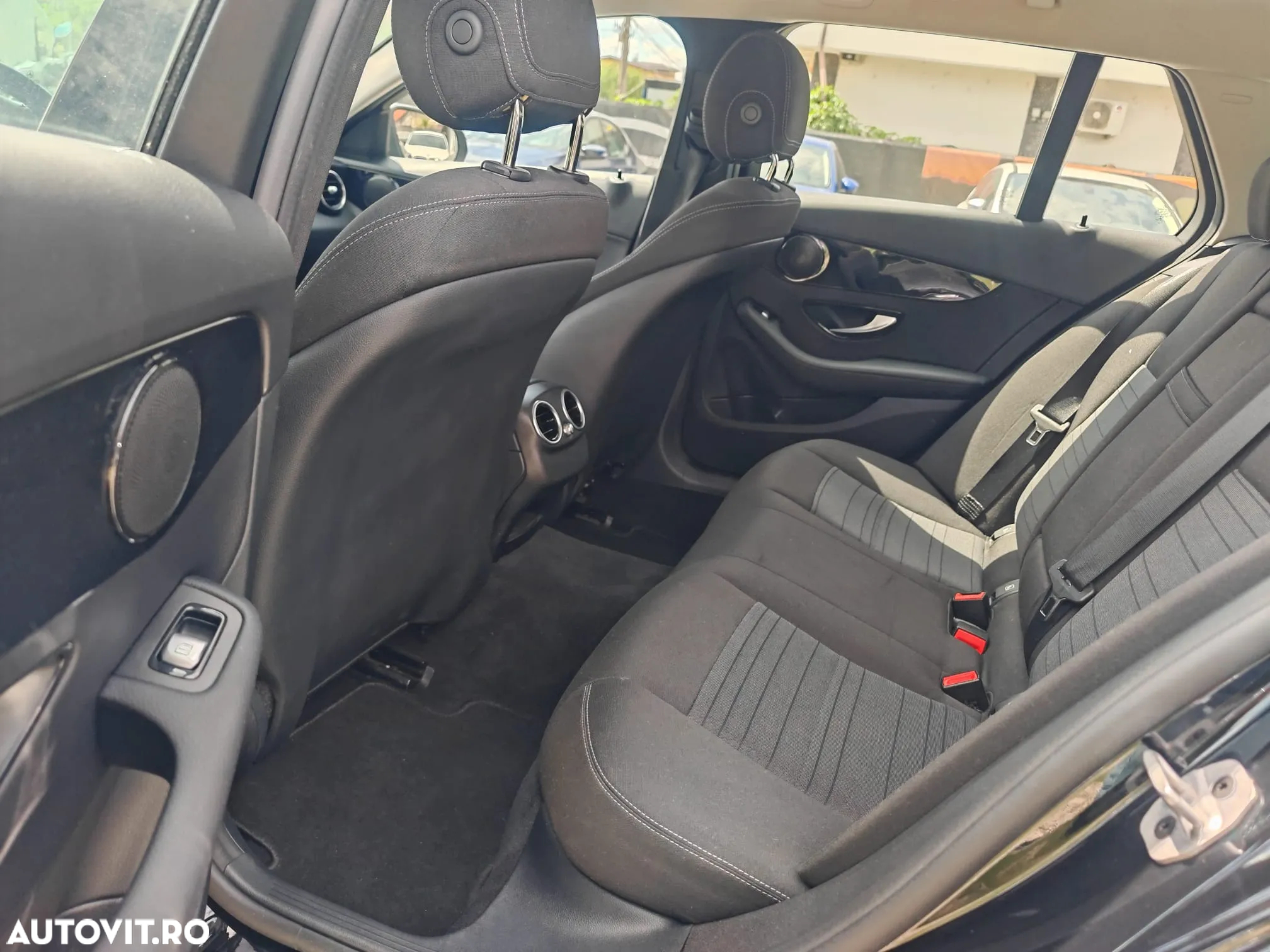 Mercedes-Benz C 300 de T 9G-TRONIC AMG Line - 8