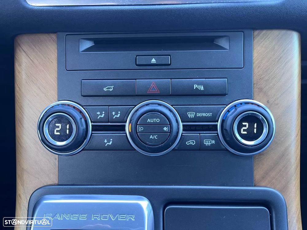 Land Rover Range Rover Sport 3.0 SDV6 HSE Black - 50