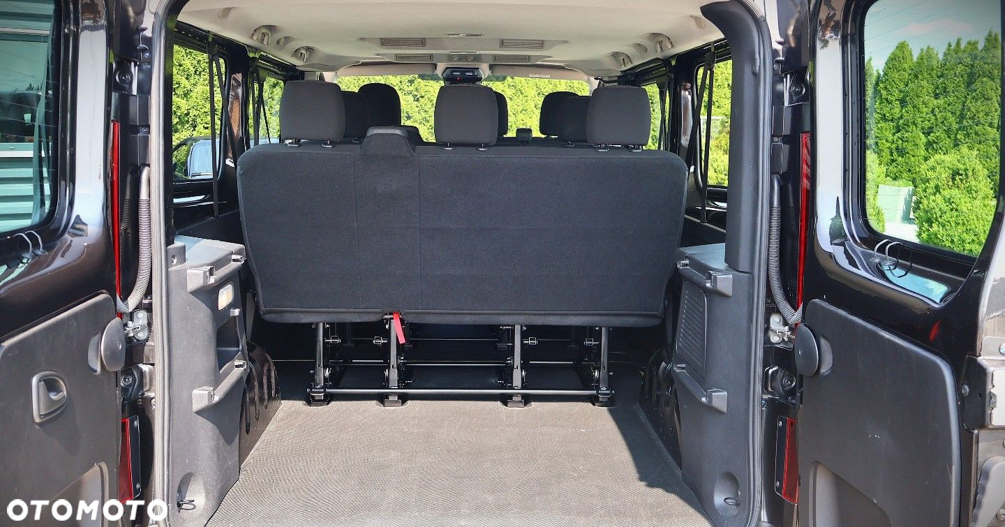 Renault Trafic - 21