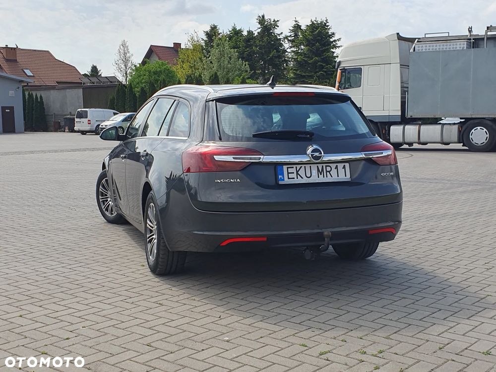 Opel Insignia - 12