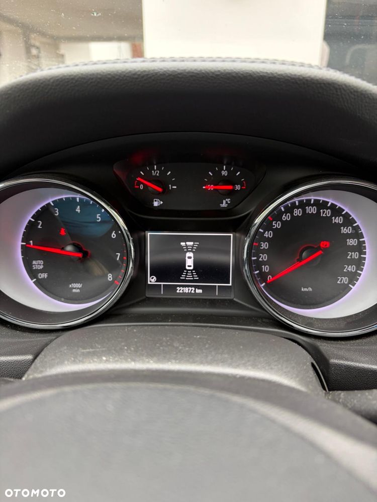 Opel Insignia 1.5 T Ultimate S&S - 11