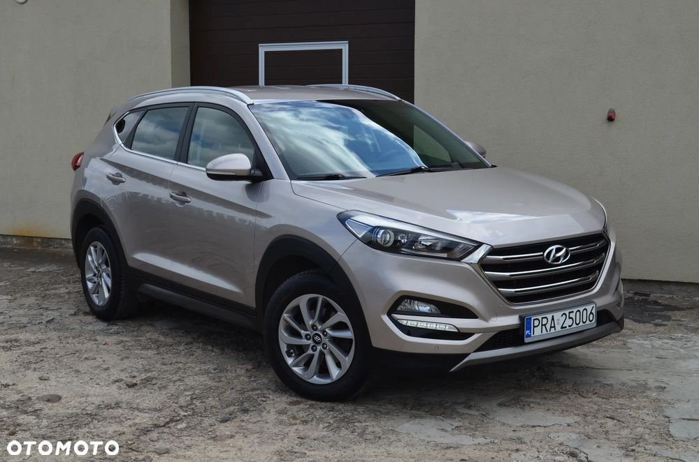 Hyundai Tucson blue 1.6 GDi 2WD Navi - 11