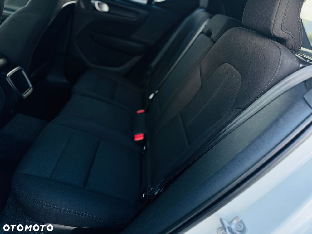 Volvo XC 40 D3 Momentum - 11