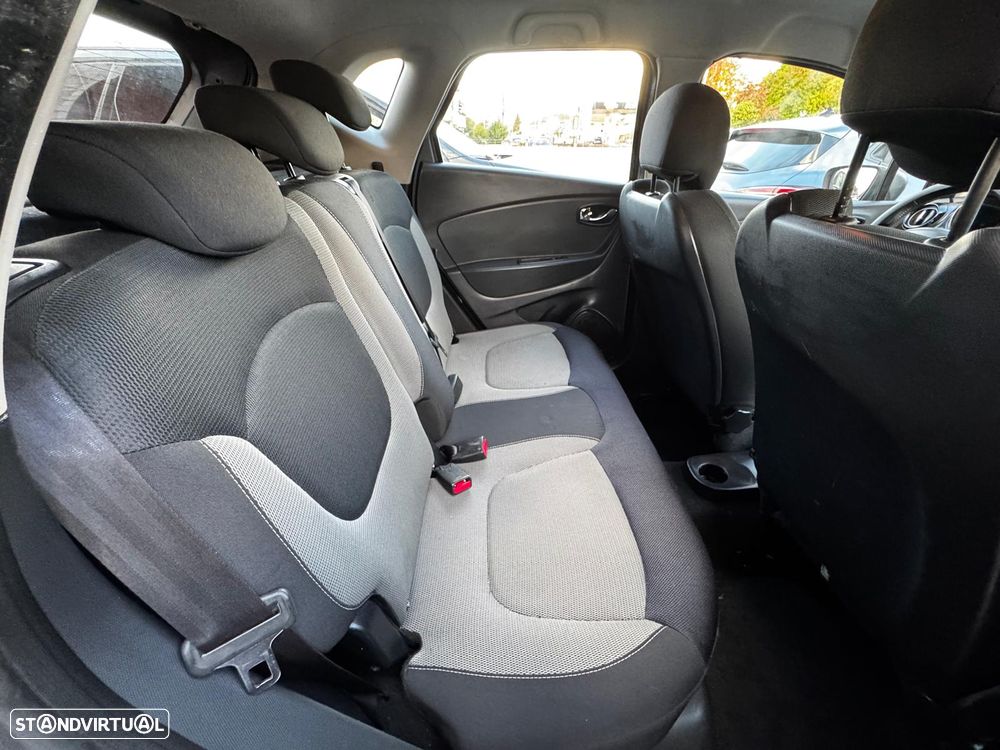 Renault Captur 1.5 dCi - 17