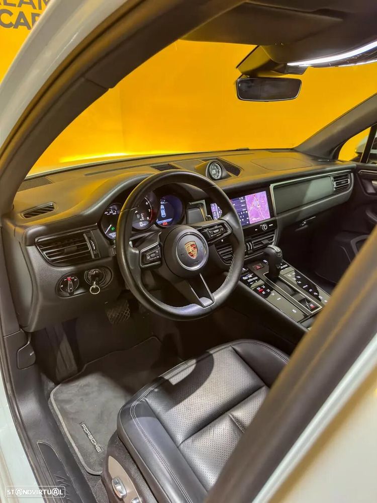 Porsche Macan T - 9