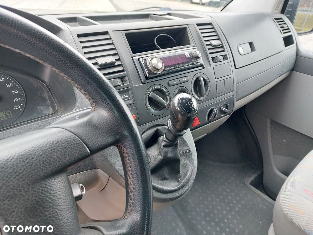 Volkswagen Transporter - 15
