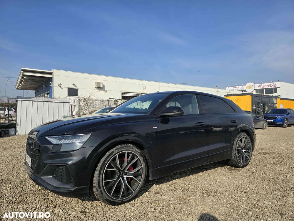 Audi Q8 - 6