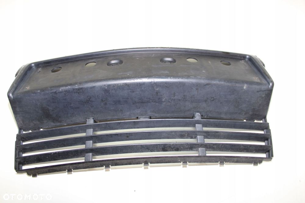 BMW 5 E34 KRATKA ZDERZAKA PRZEDNIEGO REJESTRACJI 1934337 - 1