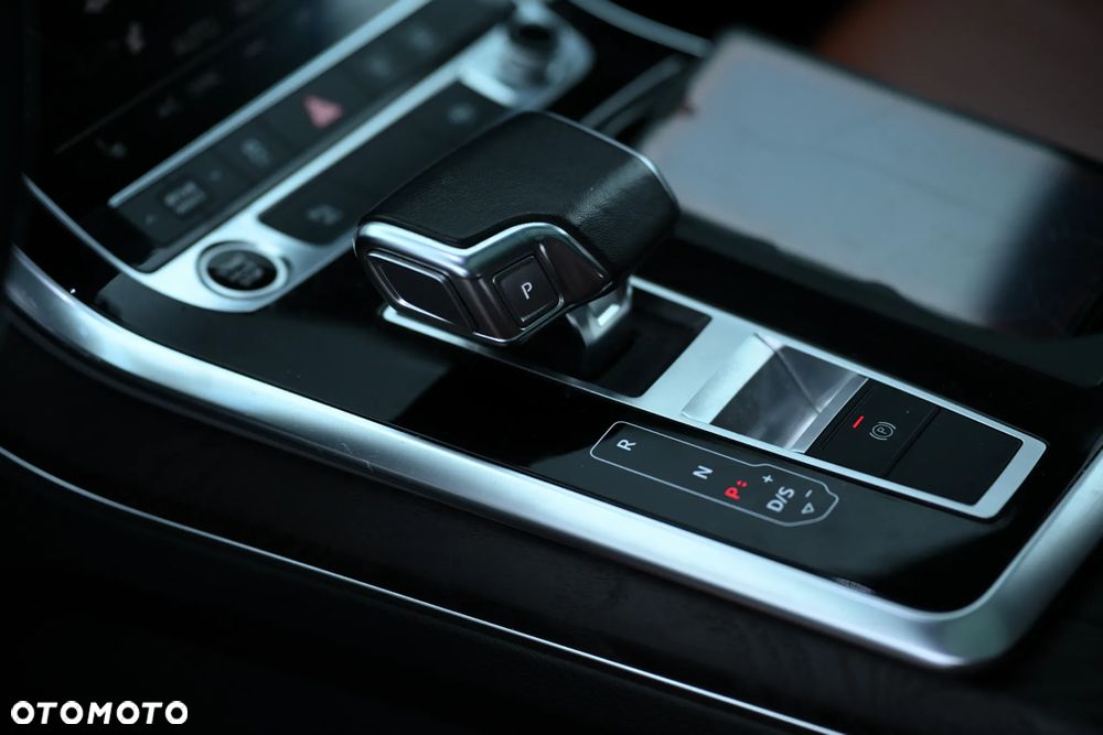 Audi Q7 55 TFSI quattro tiptronic S line - 17