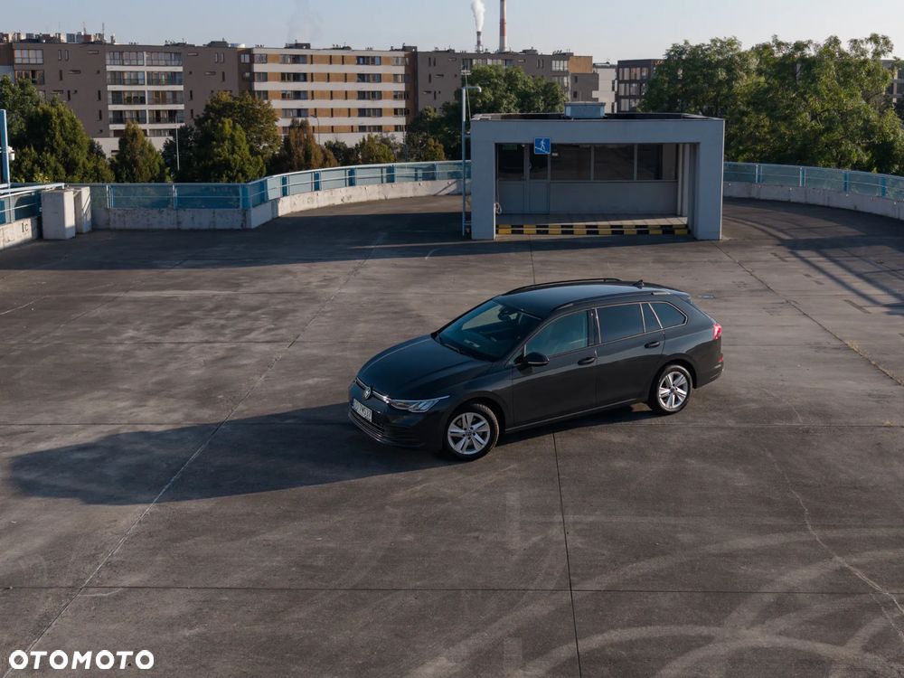 Volkswagen Golf 2023 photo 2
