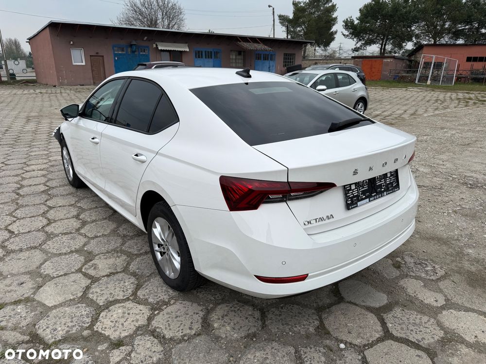 Skoda Octavia 2.0 TDI Exclusive - 5