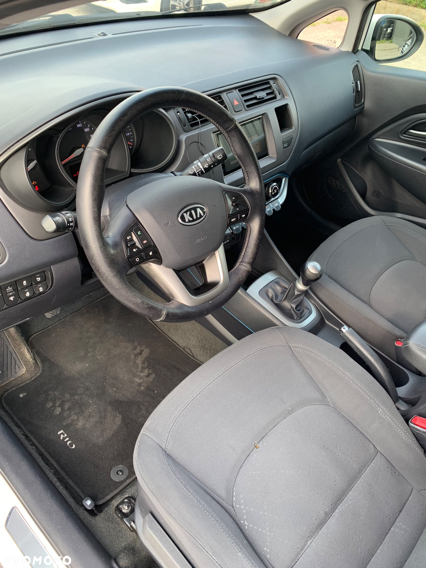 Kia Rio 1.2 Business Line - 35