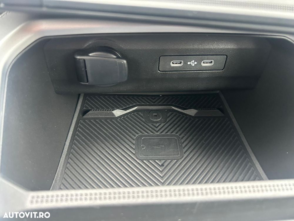 Dacia Bigster HEV 155 Journey - 11