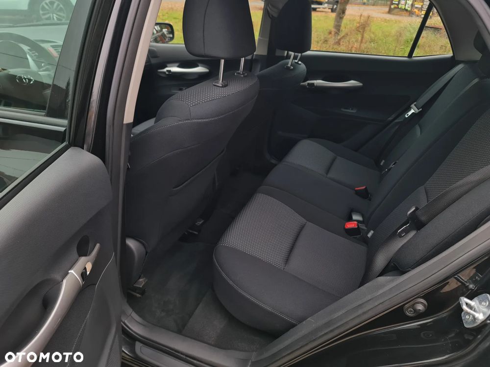 Toyota Auris 1.33 VVT-i Life - 38