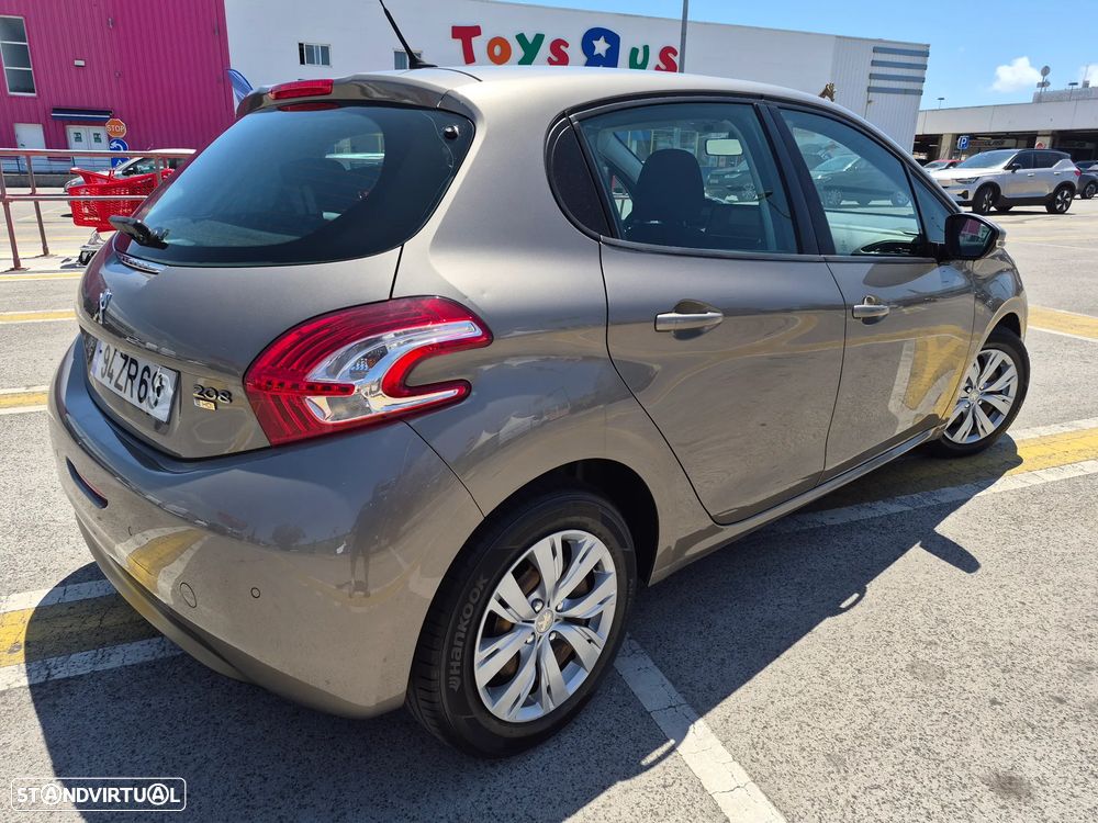 Peugeot 208 1.6 e-HDi Active 95g - 8