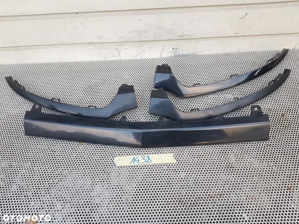 Mercedes W205 C AMG Listwa Zderzaka Środkowa Przód - 1