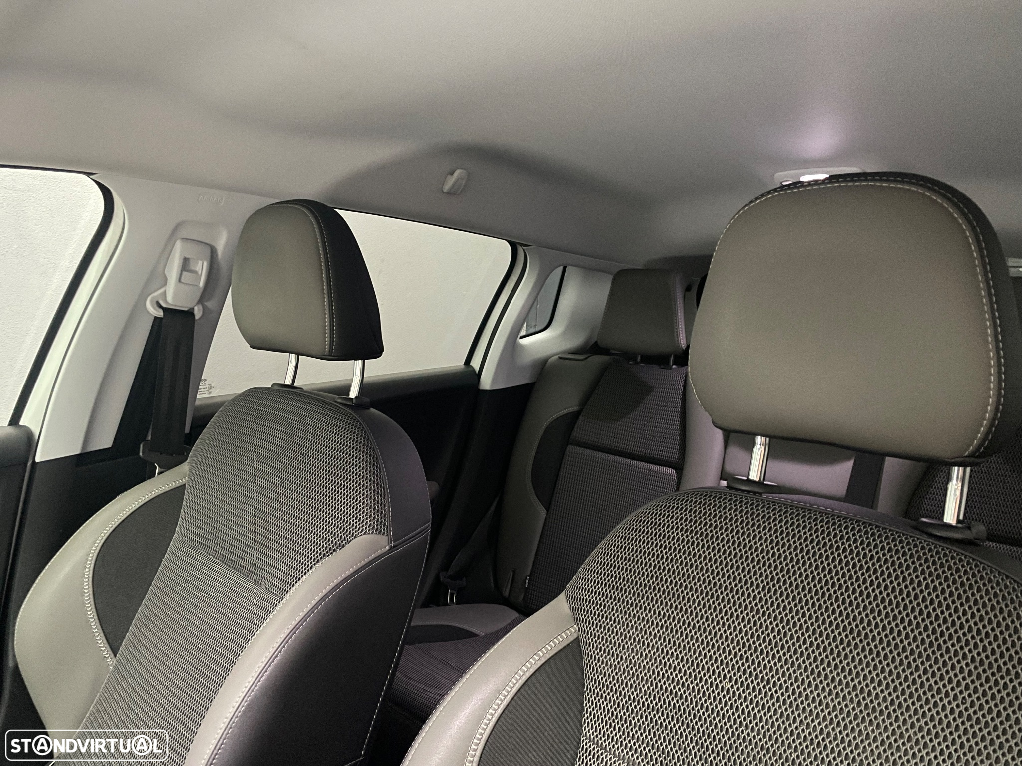 Peugeot 2008 PureTech 110 Stop&Start Allure - 7
