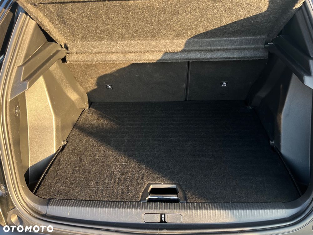 Peugeot 2008 PureTech 130 EAT8 Allure Pack - 30