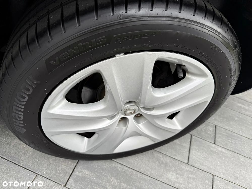 Opel Astra 1.4 Turbo Color Edition - 31