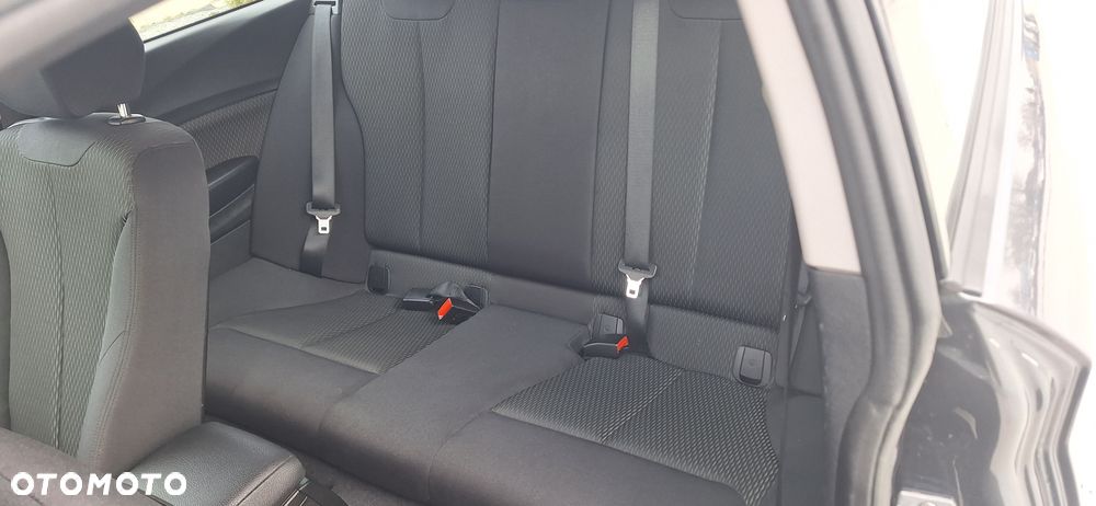 BMW Seria 1 116i - 8