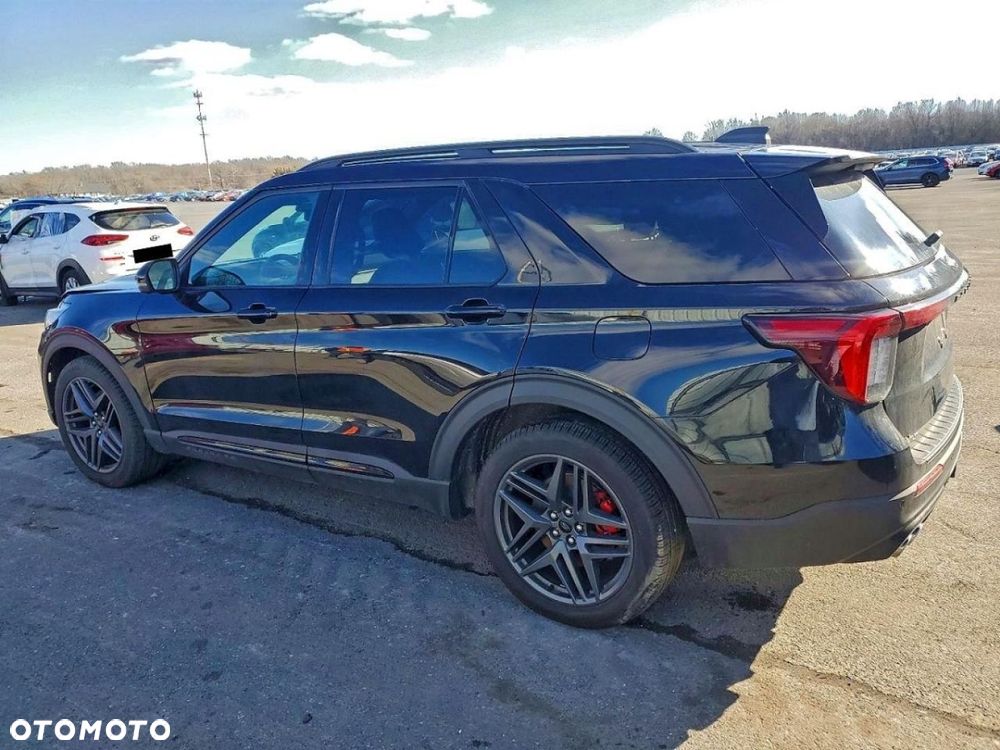 Ford Explorer - 5