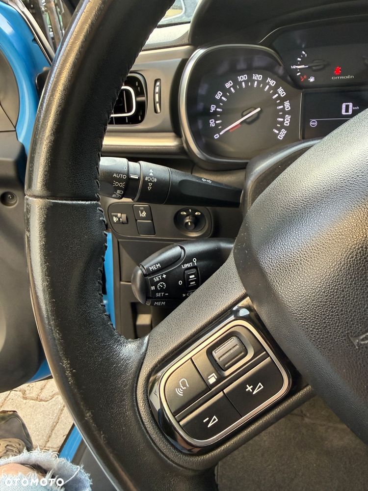 Citroën C3 Pure Tech 82 SHINE - 3