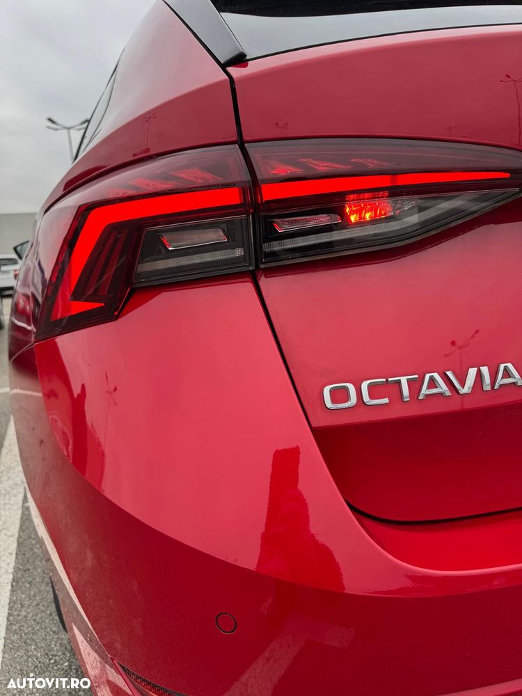 Skoda Octavia 2.0 TDI DSG Tour - 11