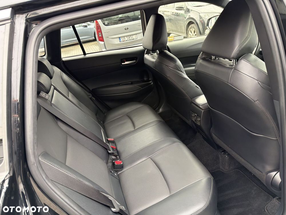 Toyota Corolla Cross 2.0 Hybrid Executive AWD - 11