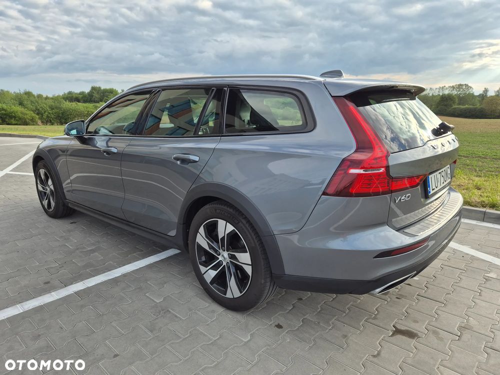 Volvo V60 Cross Country D4 AWD - 5