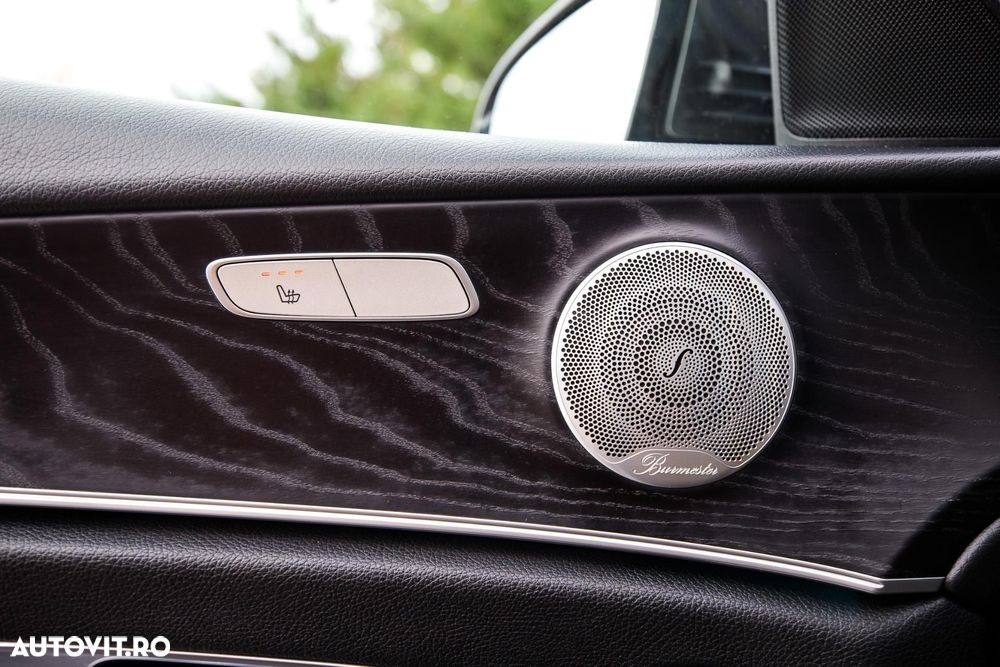 Mercedes-Benz E - 27