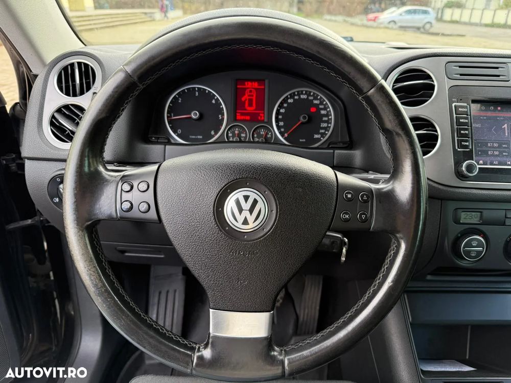 Volkswagen Tiguan 2.0 TDI DPF 4Motion Team - 15