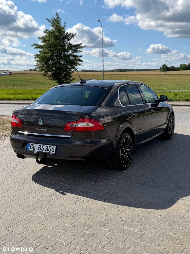 Skoda Superb 1.8 TSI DSG Exclusive - 3