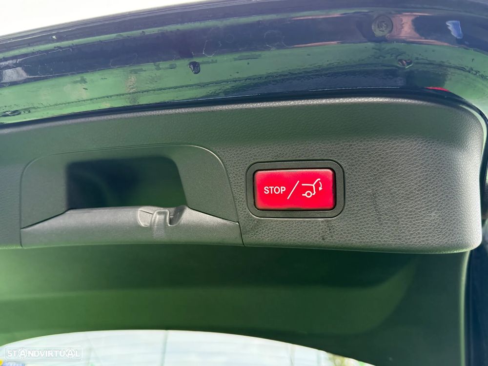 Mercedes-Benz GLC 220 d 4Matic 9G-TRONIC AMG Line - 20