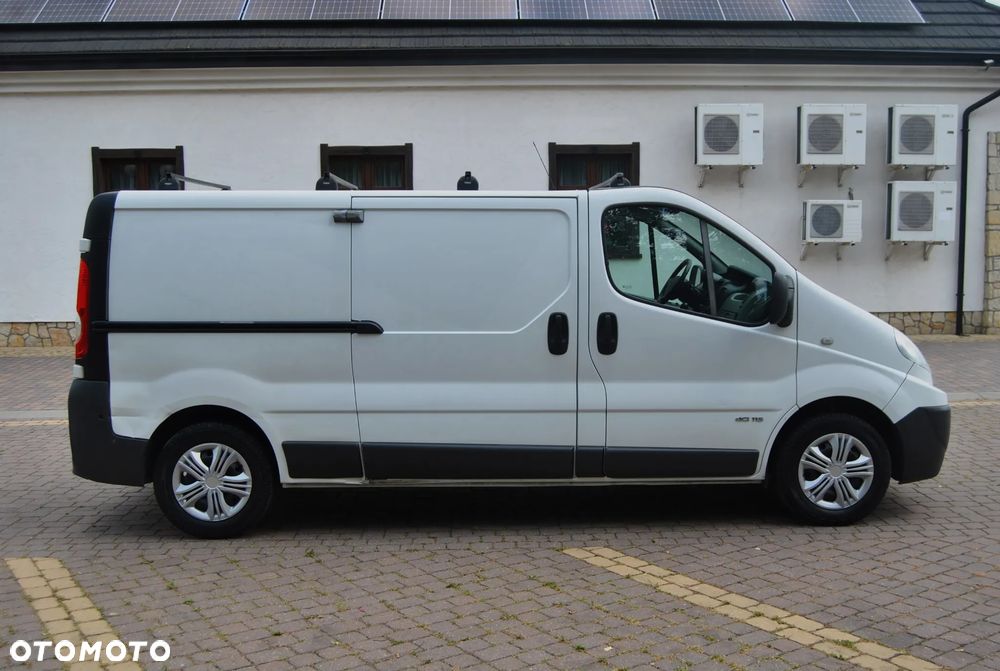 Renault Trafic - 12