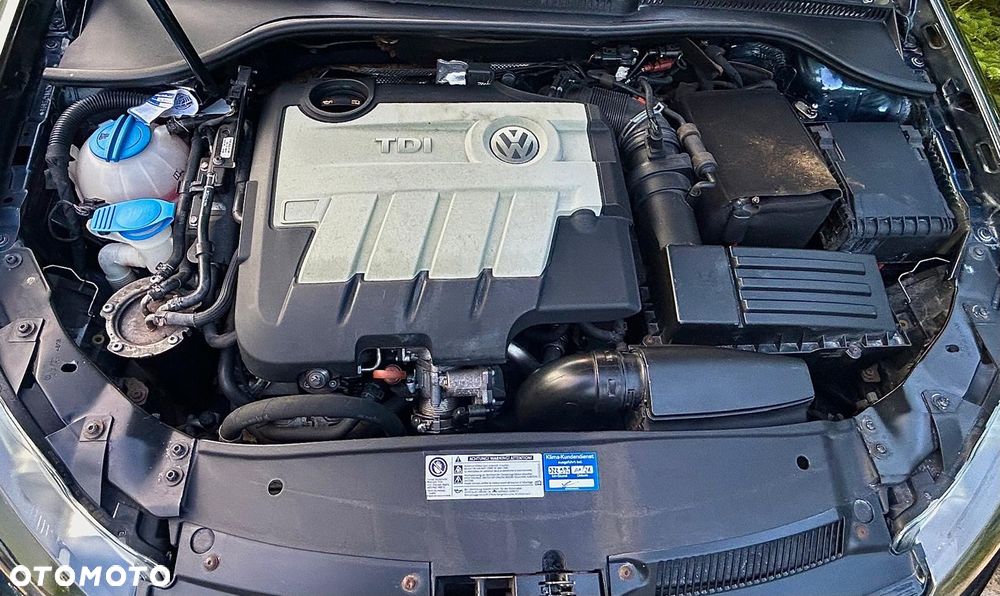 Volkswagen Golf 2.0 TDI DPF Trendline - 26