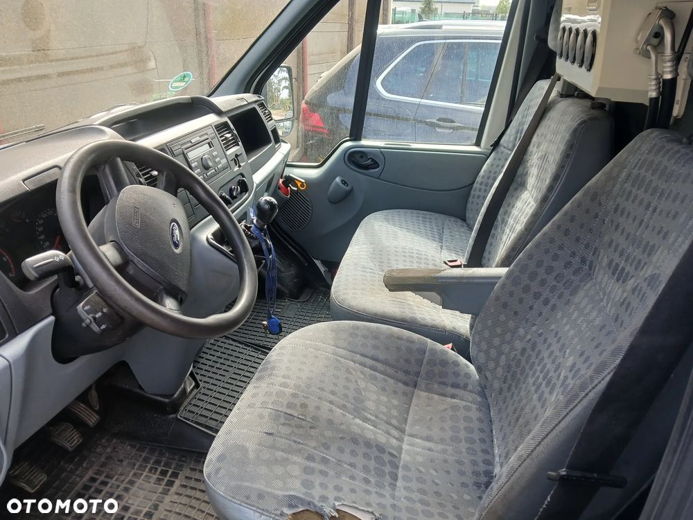 Ford transit - 8