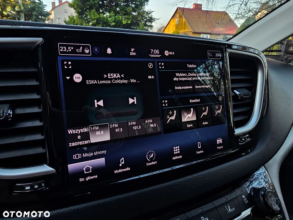 Chrysler Pacifica - 21