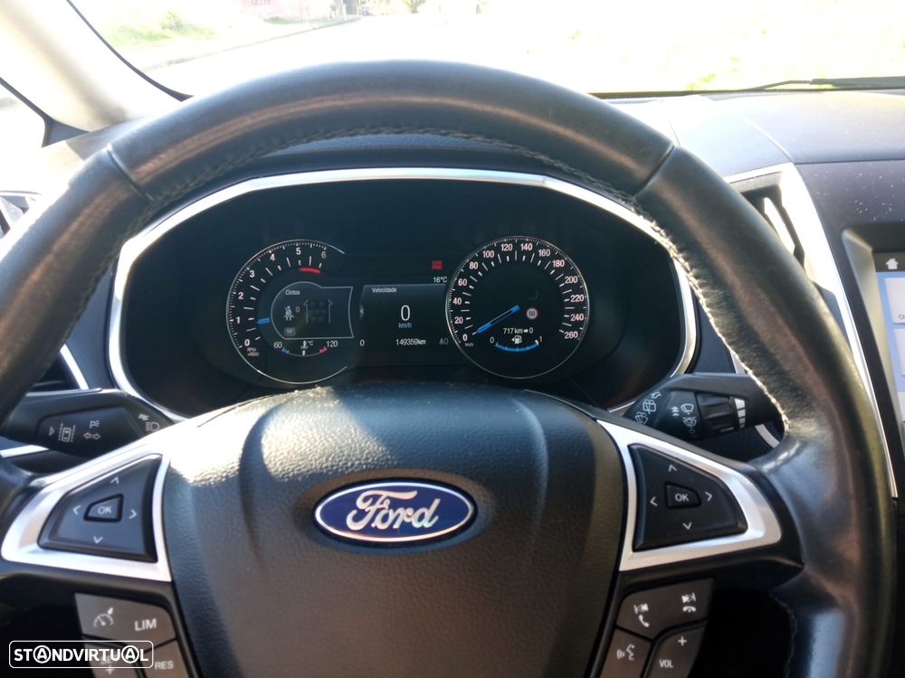 Ford S-Max 2.0 TDCi Titanium - 3