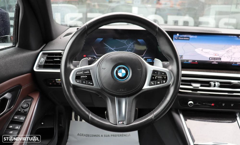 BMW 320 e Pack M Auto — fotografia 9