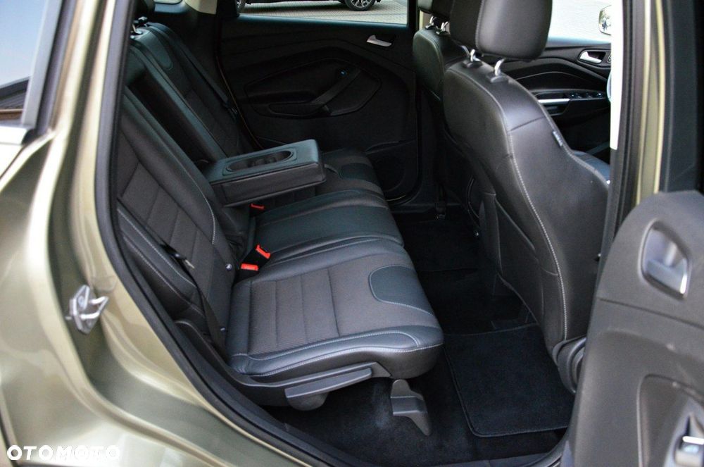 Ford Kuga - 33