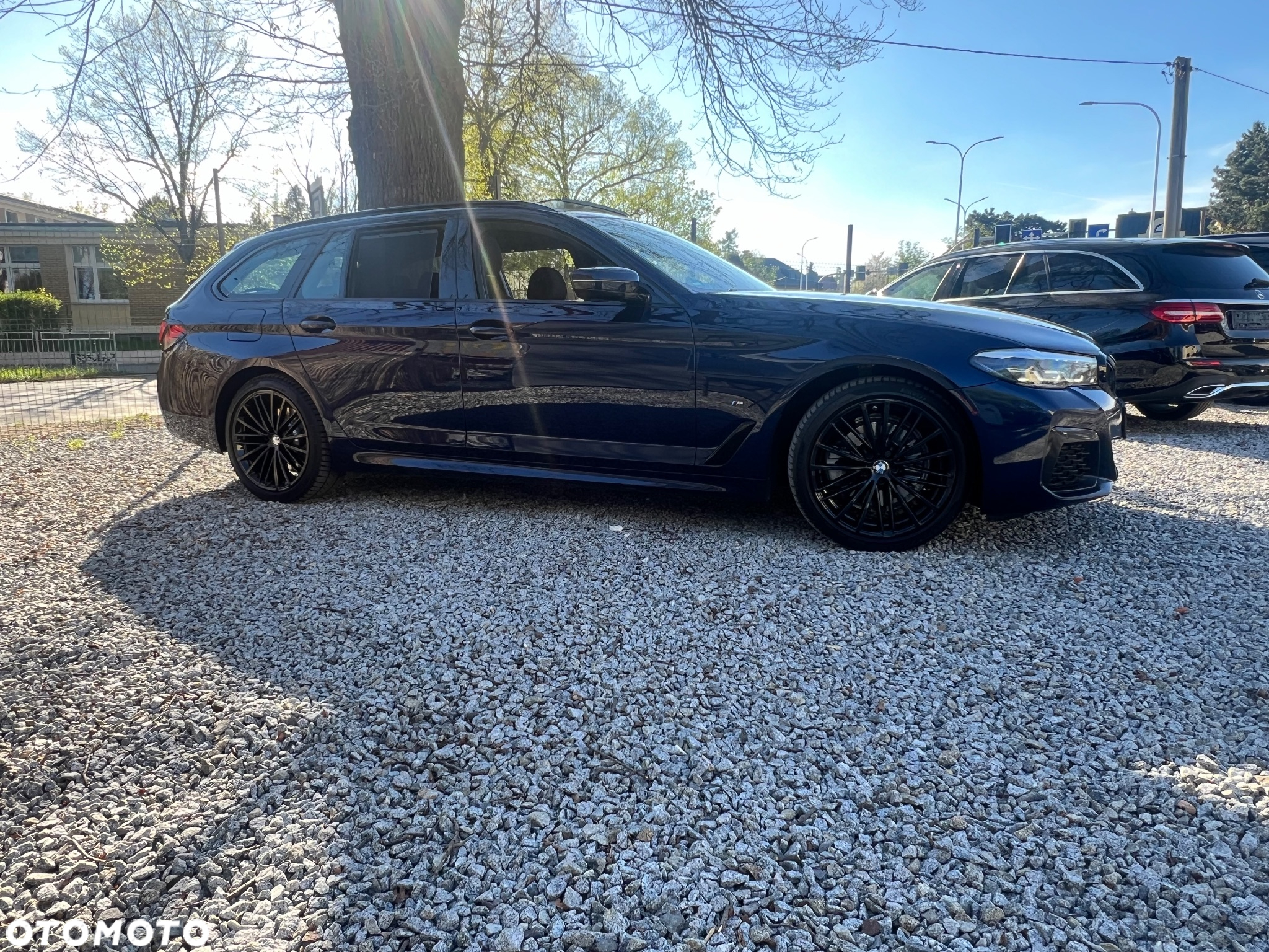 BMW Seria 5 520d xDrive Touring M Sport Edition - 10
