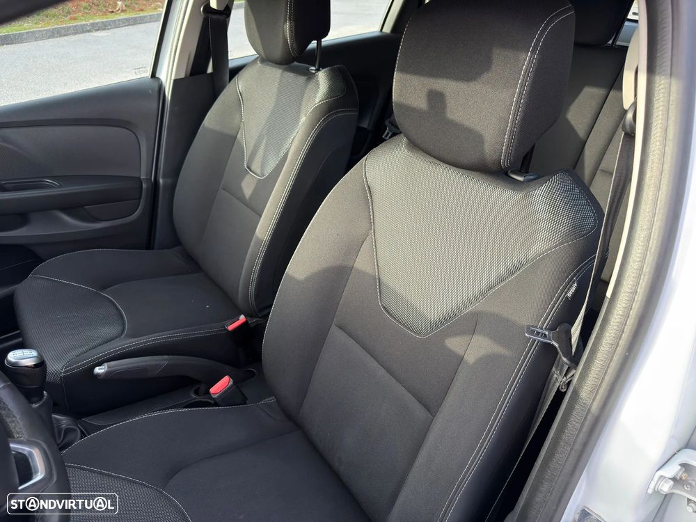 Renault Clio Sport Tourer 0.9 TCE Confort - 6