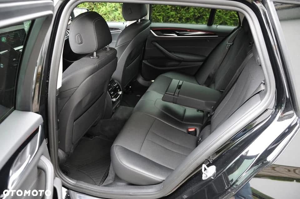 BMW Seria 5 520d xDrive Sport Line - 26