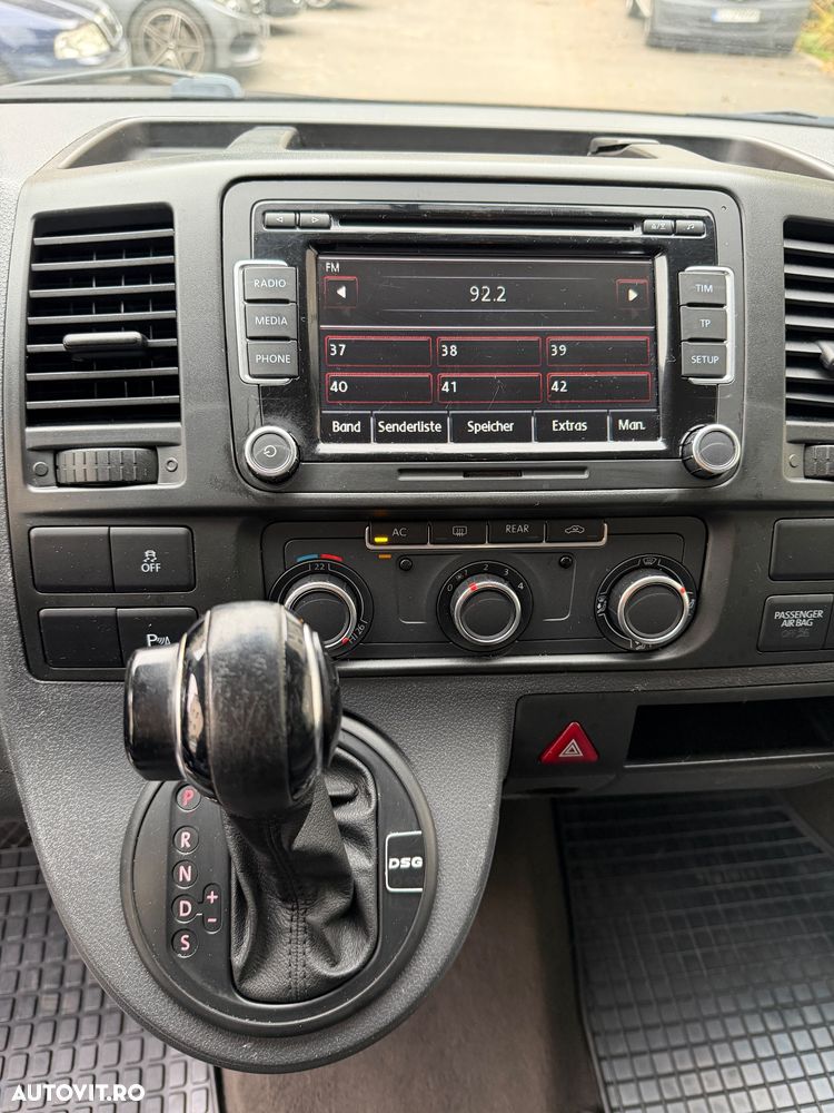 Volkswagen Multivan - 9
