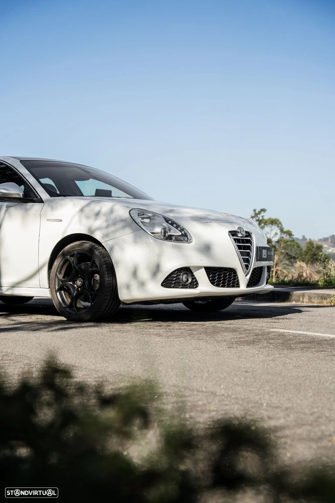 Alfa Romeo Giulietta 2.0 JTDM Distinctive - 9